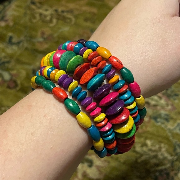 Colorful wooden bead wrap bracelet - Picture 3 of 6